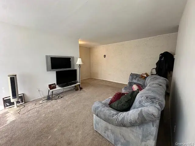 305 Towne House Village, Islandia, NY 11749 - #3