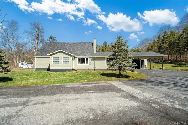 1548 State Route 32, Wallkill, NY 12589