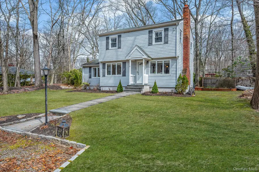 5 Valley Circle, Miller Place, NY 11764 - #3