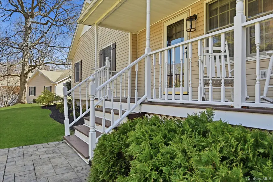 205 Great Rock Drive, Wading River, NY 11792 - #2