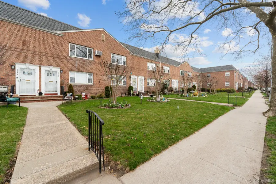 1045 Shore Parkway #B, Brooklyn, NY 11228 - #3