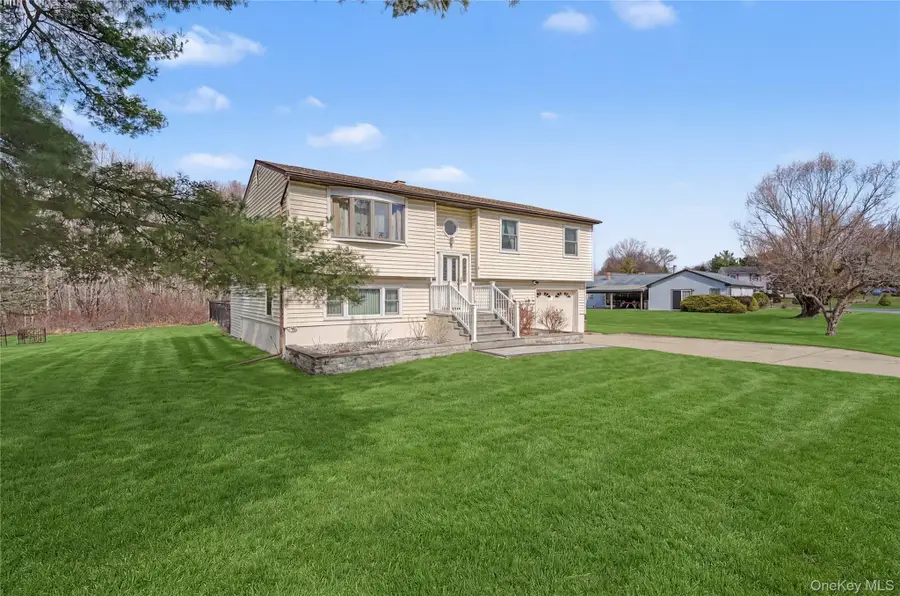 6 Adams Court, Monroe, NY 10950 - #2