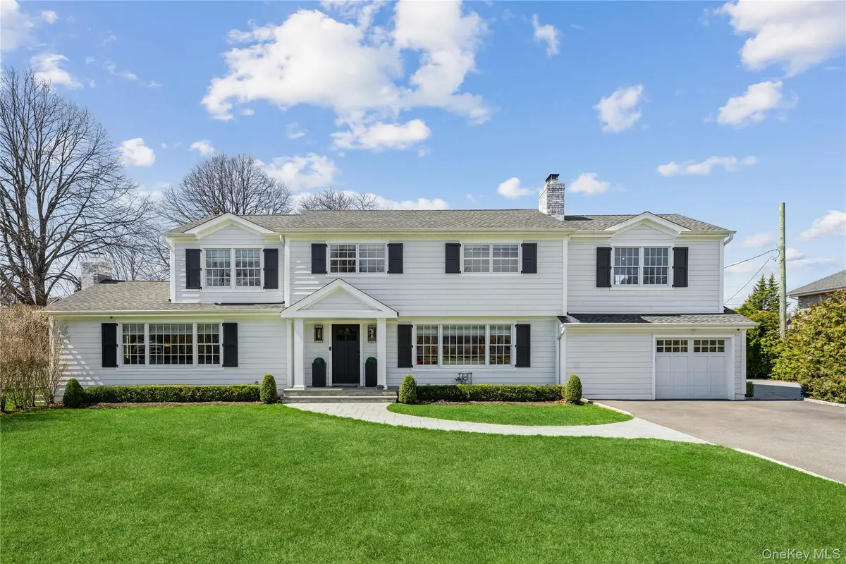 194 Whitehall Boulevard, Garden City, NY 11530 - #1