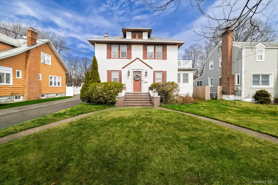 18 Phipps Avenue, East Rockaway, NY 11518 - #2