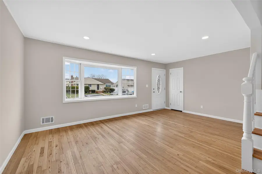 4072 Maywood Drive, Seaford, NY 11783 - #3