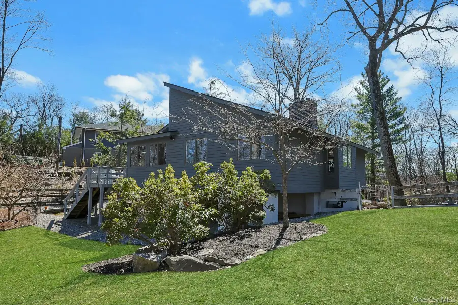 27 Deer Path Road, Tuxedo Park, NY 10987 - #2