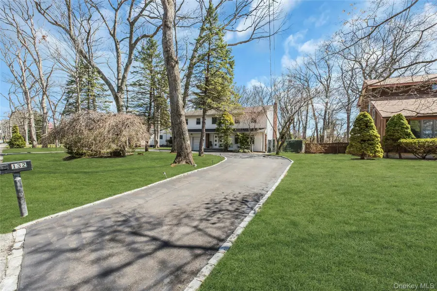 132 Washington Avenue, Plainview, NY 11803 - #3