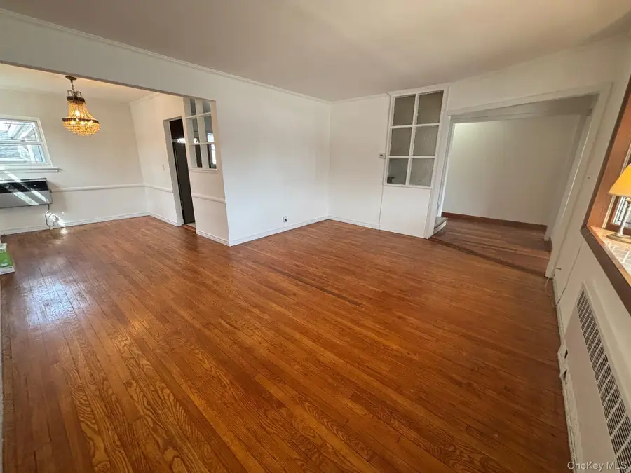 202-03 56 Avenue, Bayside, NY 11364 - #3