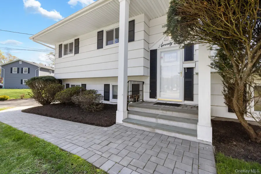 26 Spruce Lane, West Nyack, NY 10994 - #2