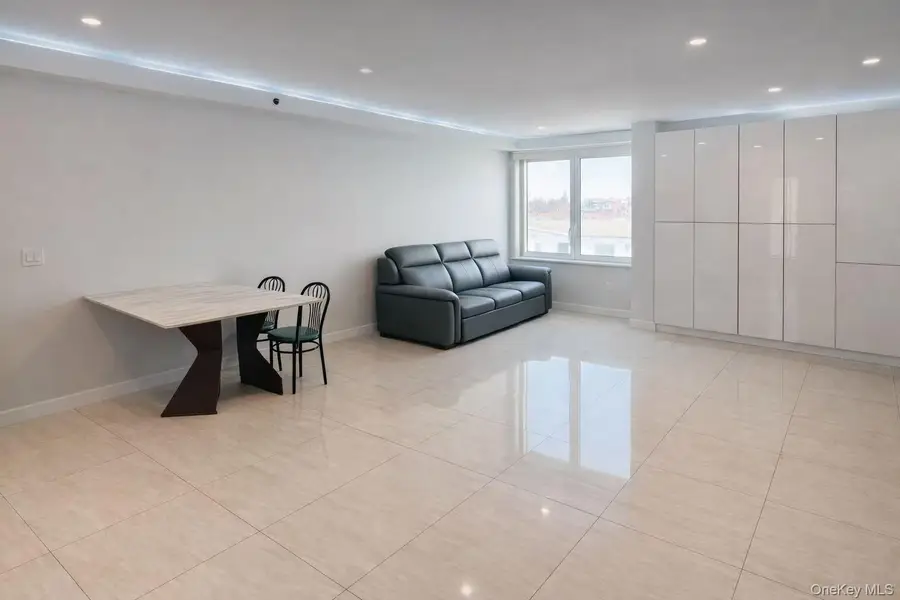 15816 79th Avenue #401N, Fresh Meadows, NY 11366 - #2