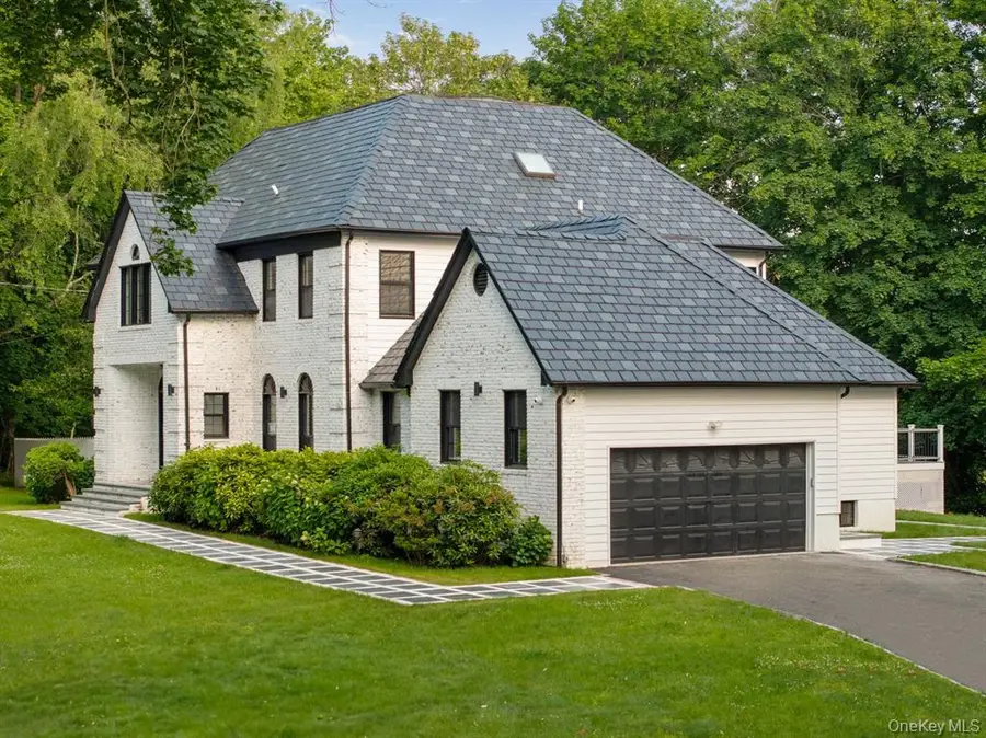 33 High Farms Road, Glen Head, NY 11545 - #2