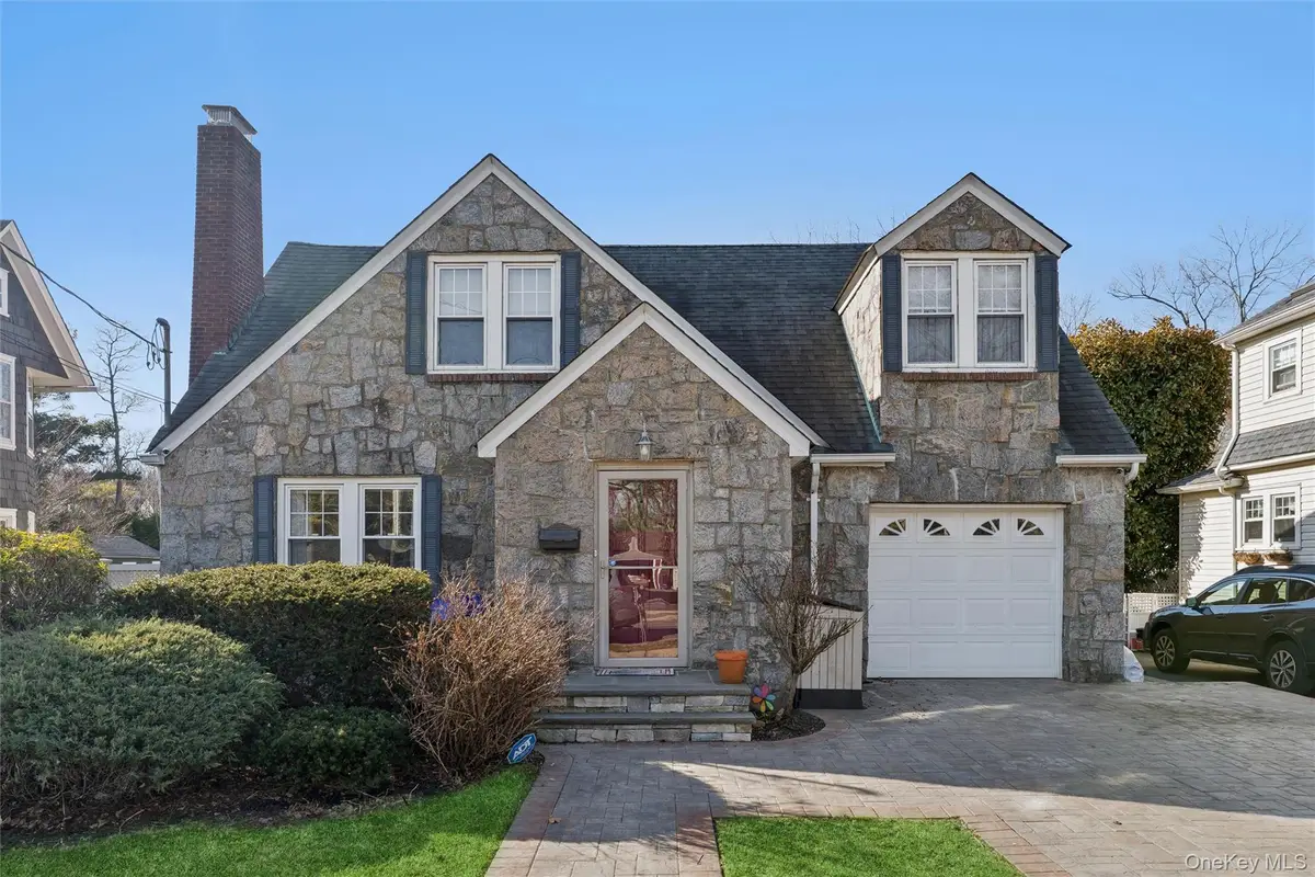 50 Paumanake Avenue, Babylon, NY 11702 - #1