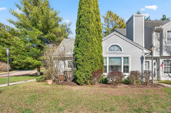 16 Juniper Lane, Pawling, NY 12564