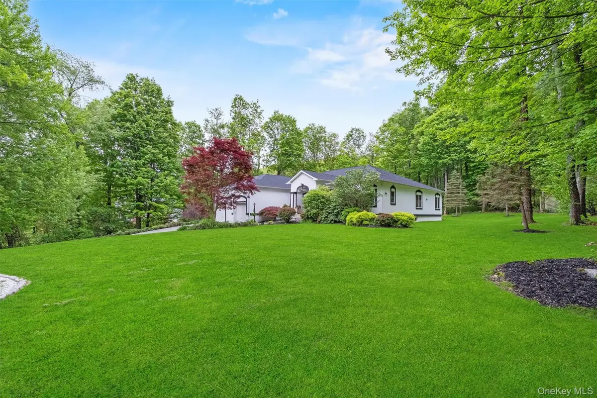 44 Carol Lane, Poughquag, NY 12570 - #1