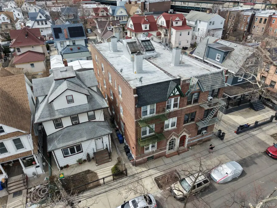 8732 114th Street, Richmond Hill, NY 11418 - #2