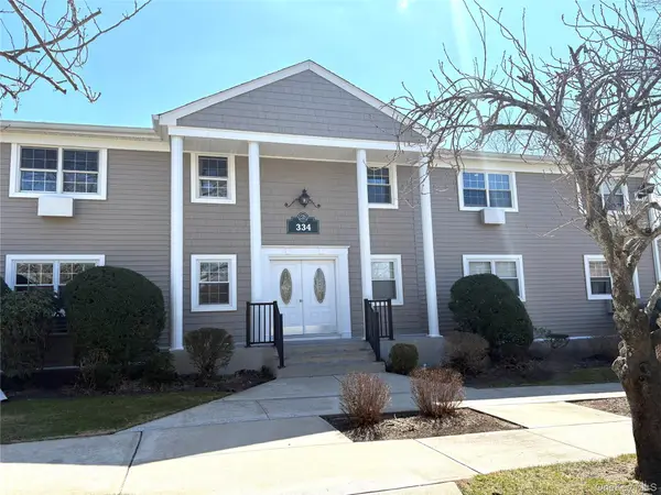 334 Lakeland Avenue #4A, Sayville, NY 11782