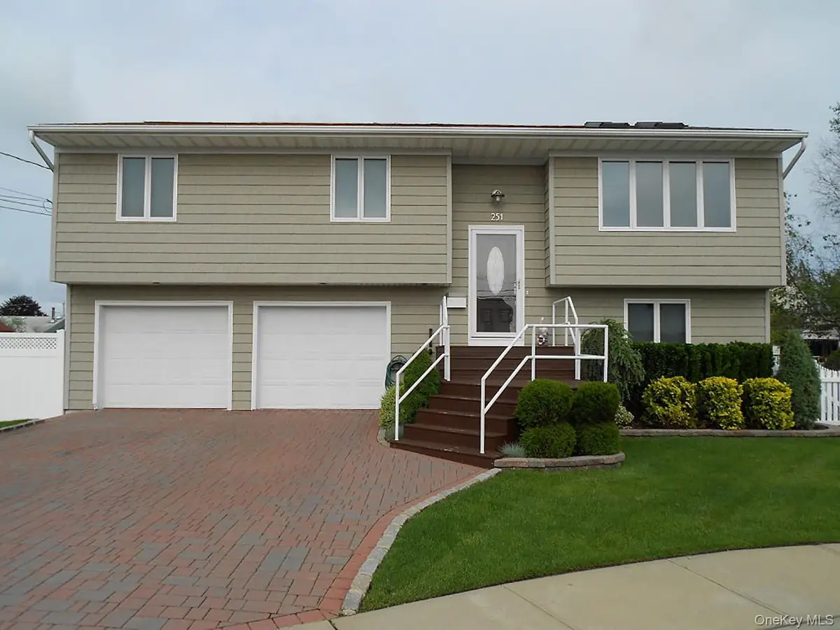251 Garfield Street, Freeport, NY 11520 - #1