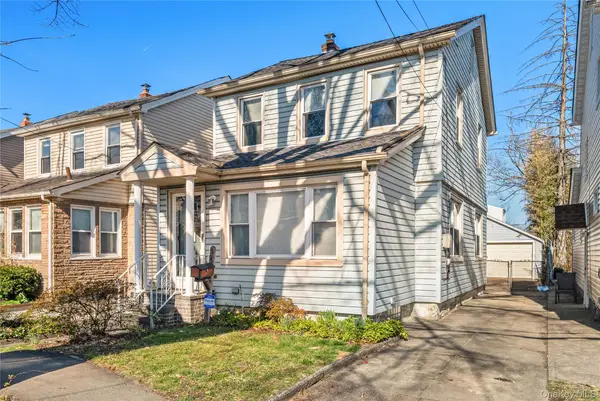 8131 164th Place, Jamaica, NY 11432