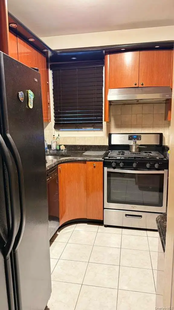 9710 62nd Drive #5E, Rego Park, NY 11374 - #3