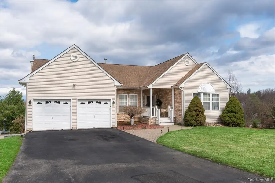 8 White Birch Way, Wappingers Falls, NY 12590 - #2