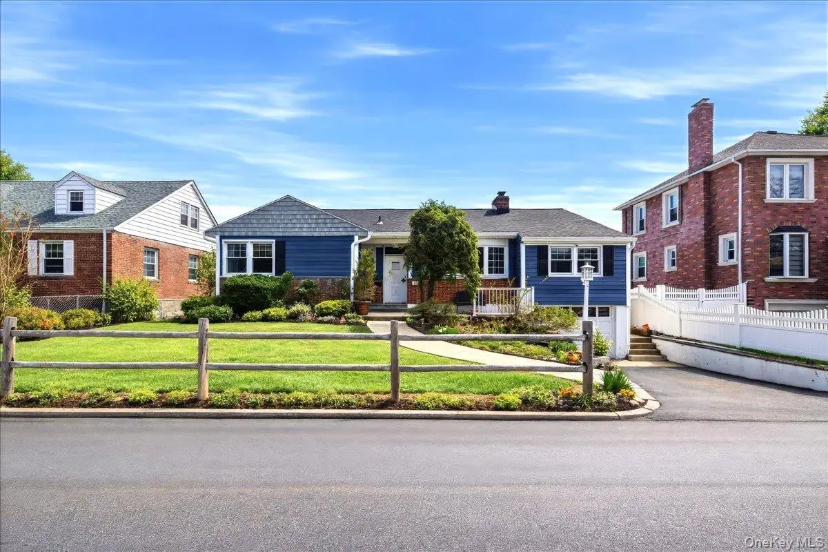 32 Agawam N, Yonkers, NY 10704 - #1