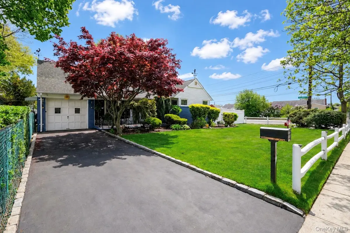 Address Withheld By Seller, Wantagh, NY 11793 - #1