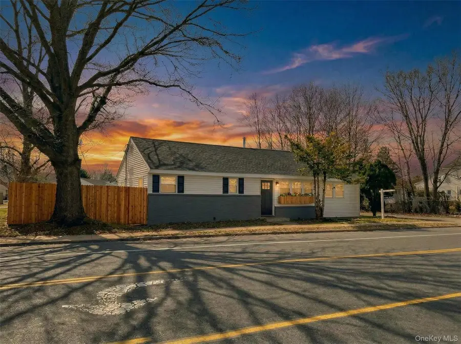 3323 Great Neck Road, Amityville, NY 11701 - #2