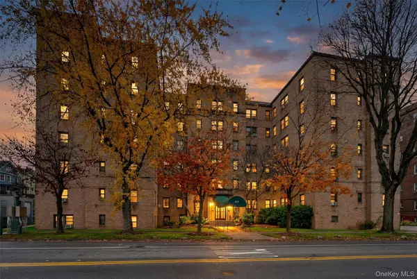 475 Bronx River Road #2D, Yonkers, NY 10704