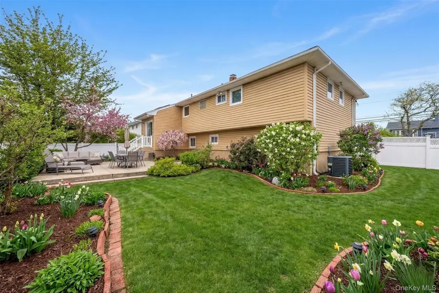 2175 Legion Street, Bellmore, NY 11710 - #2