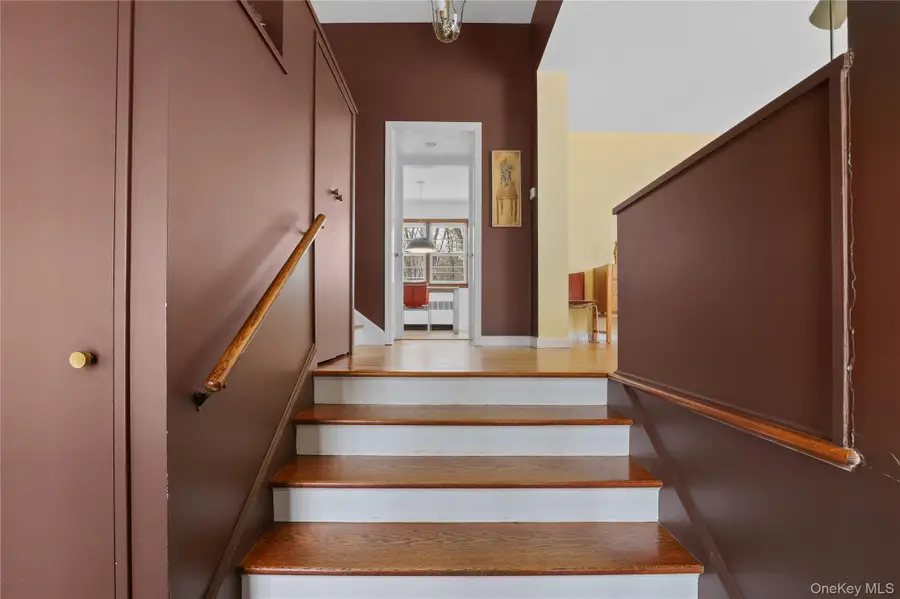 15 Laurel Road, Pound Ridge, NY 10576 - #3