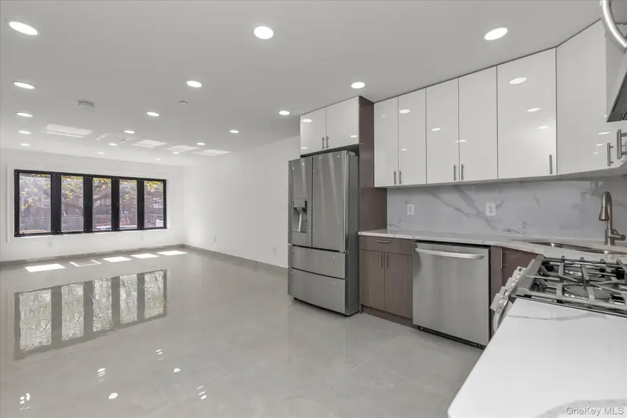 15027 78th Avenue, Flushing, NY 11367 - #2