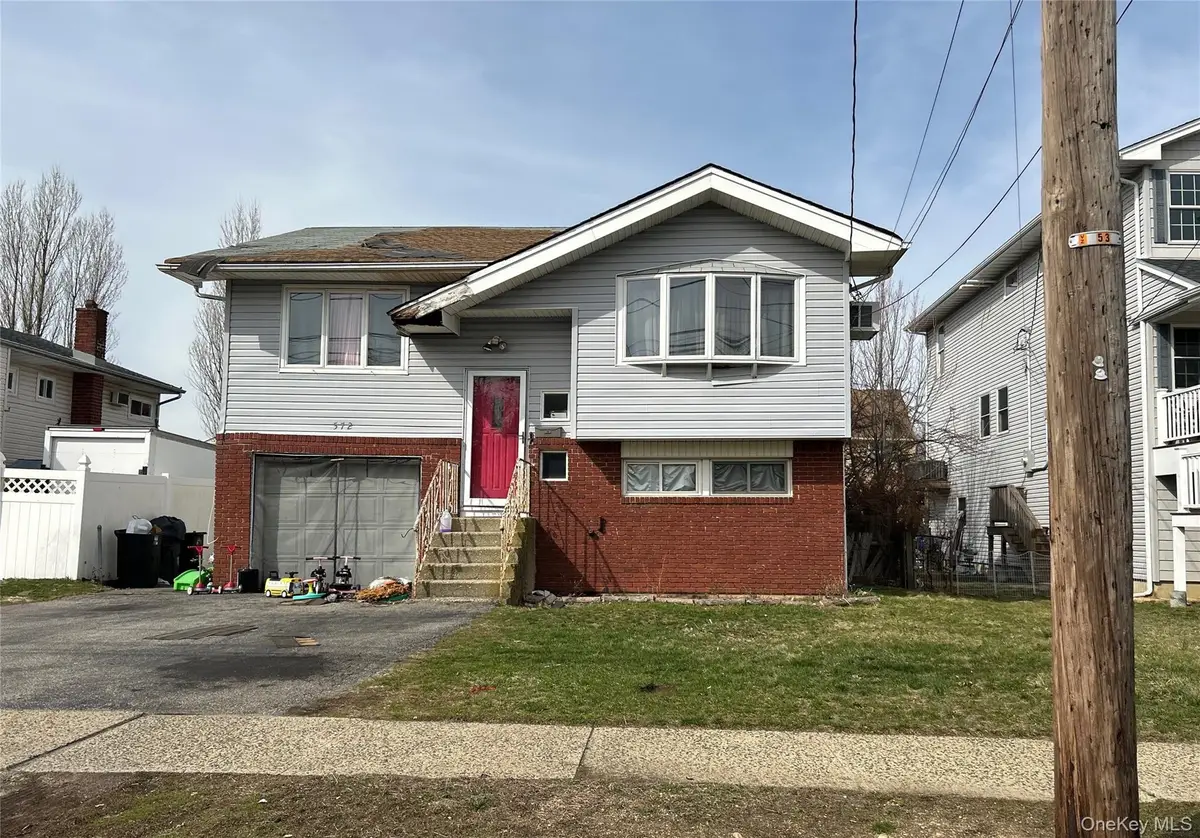 572 Miller Avenue, Freeport, NY 11520 - #1