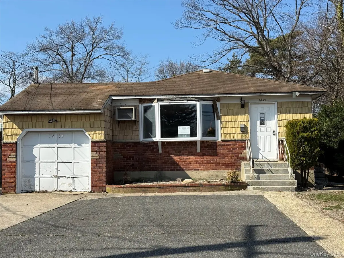 1280 Newbridge Road, North Bellmore, NY 11710 - #1