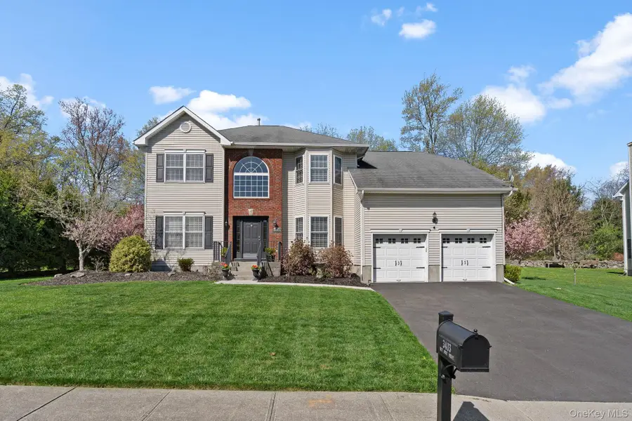 3403 Red Coat Drive, New Windsor, NY 12553 - #2