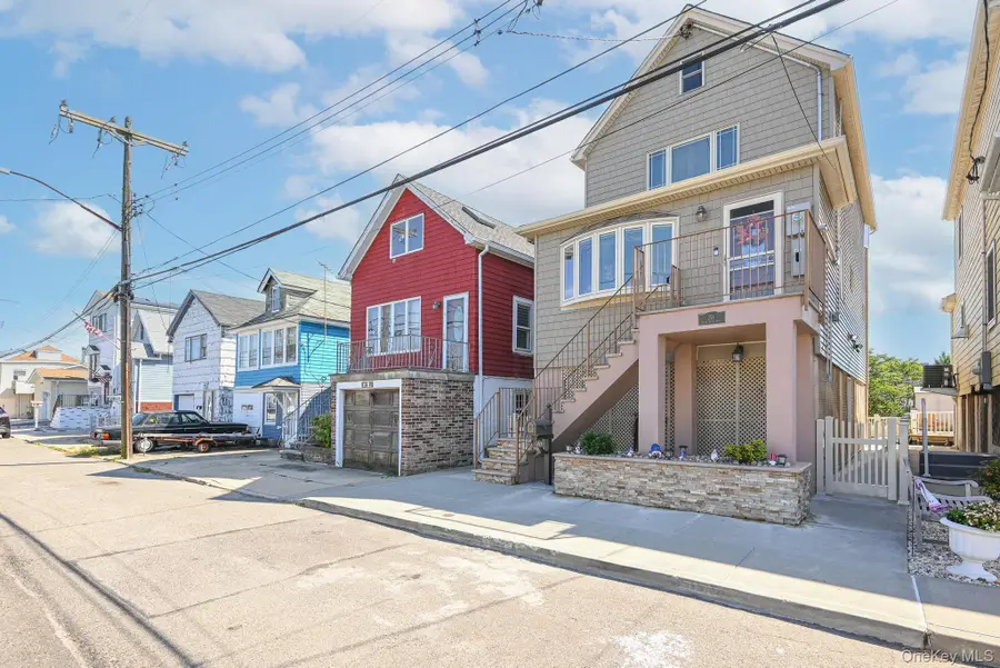 20 W 18th Road, Broad Channel, NY 11693 - #3