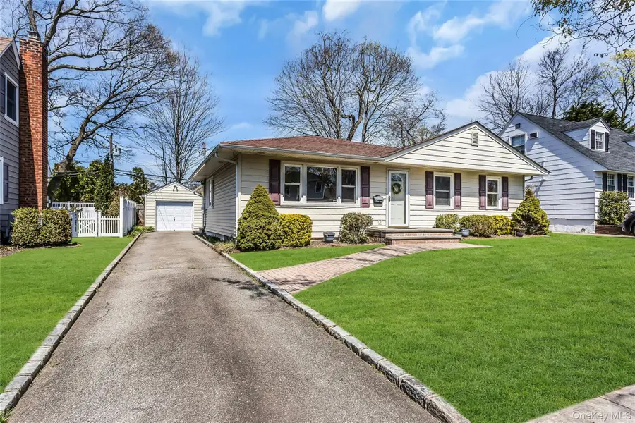 65 Allan Drive, East Norwich, NY 11732 - #2