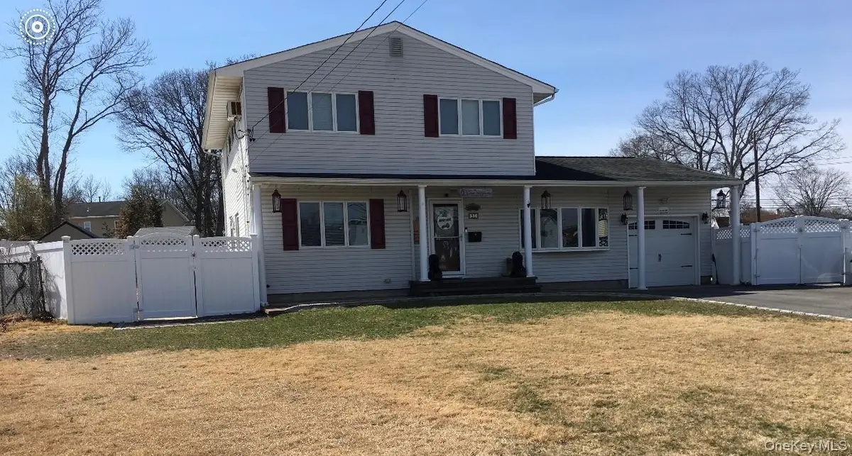 31 Circle Lane, Bay Shore, NY 11706 - #1