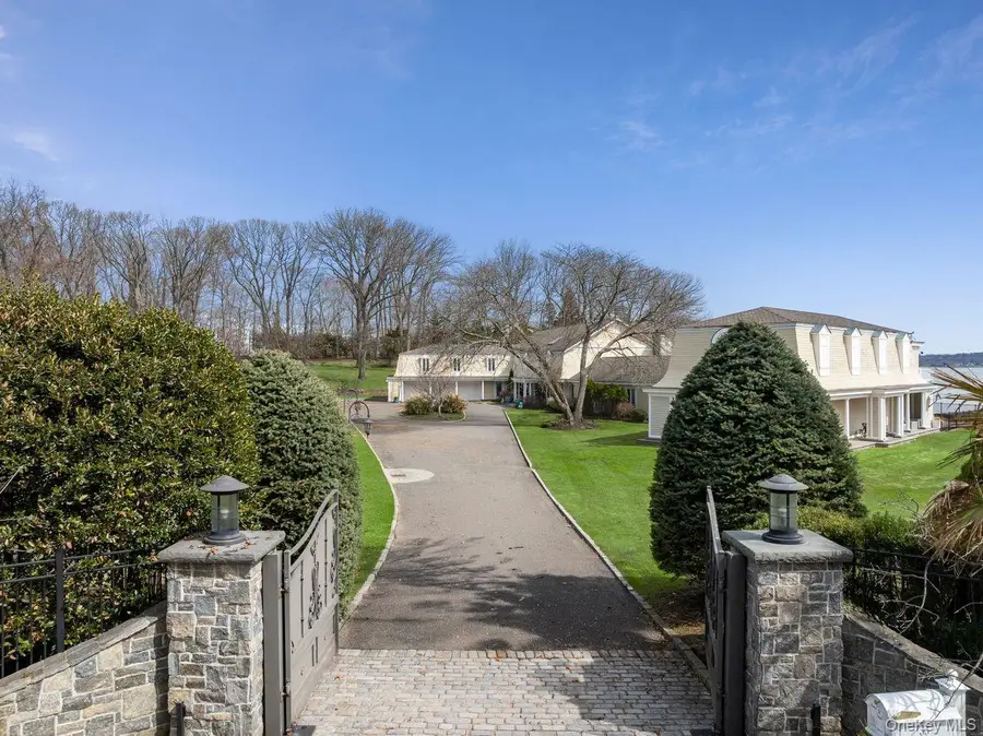 33 Beach Road, Northport, NY 11768 - #3