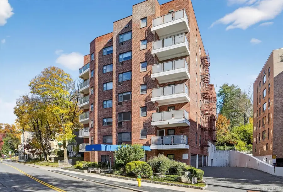 111 E Hartsdale Avenue #3E, Hartsdale, NY 10530 - #2