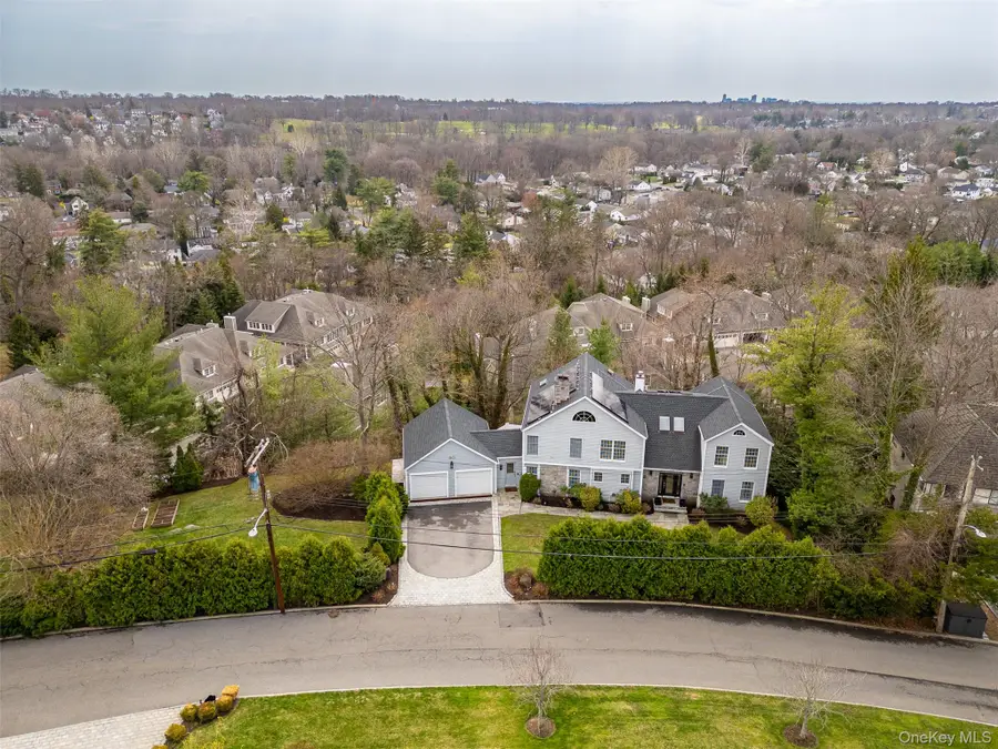 80 Deerhurst Road, Scarsdale, NY 10583 - #3