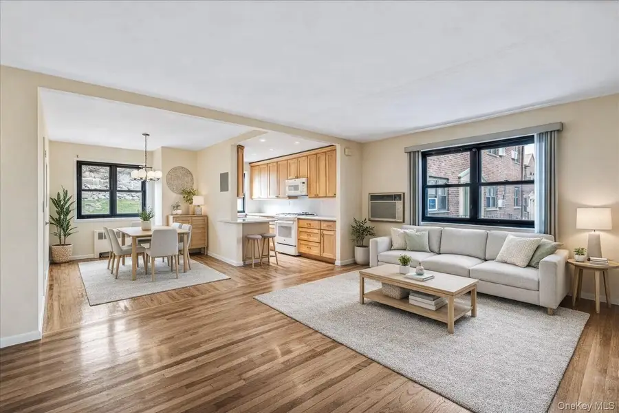 246-10 57 Drive #481, Douglaston, NY 11362 - #2