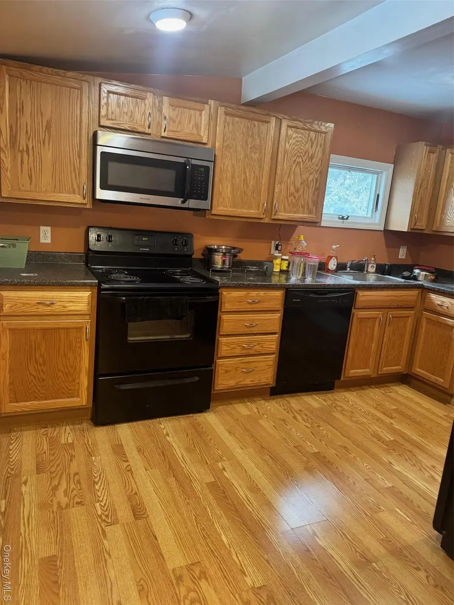 80 Earl Street, Deer Park, NY 11729 - #2