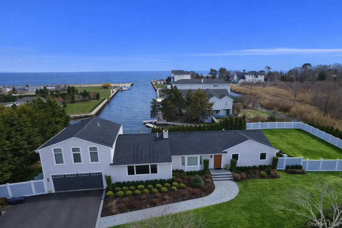 18 Matilda Court, Bayport, NY 11705 - #1