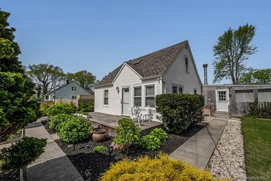 33 Manor Drive, Shirley, NY 11967 - #2