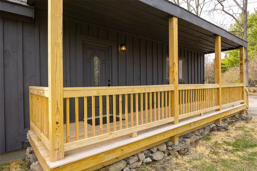 4 Pleasant Lane, Poughkeepsie, NY 12603 - #3