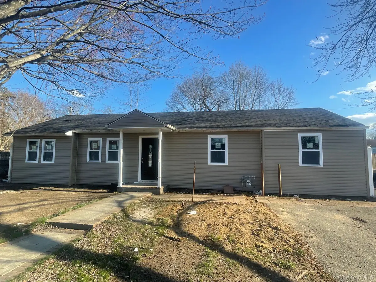 Address Withheld By Seller, Central Islip, NY 11722 - #1