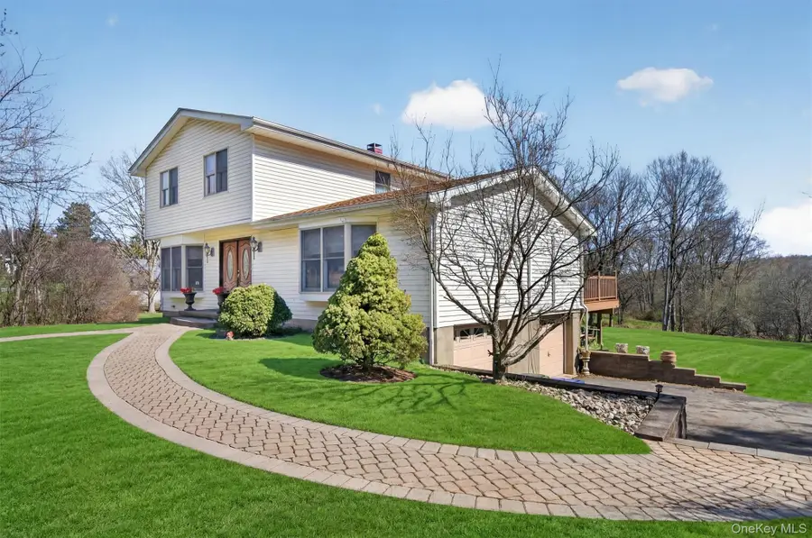 15 Rena Marie Circle, Washingtonville, NY 10992 - #3