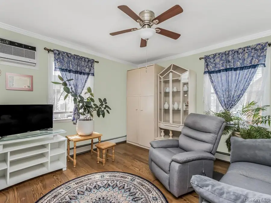 159 Montgomery Avenue, Oceanside, NY 11572 - #3