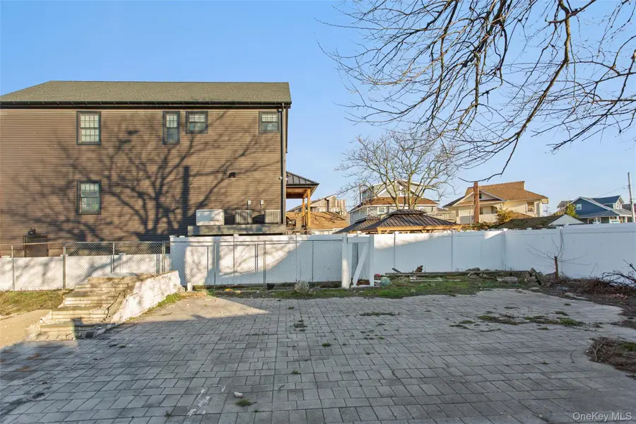 3 South Avenue, Lawrence, NY 11559 - #3