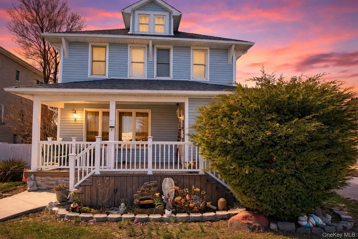 7 Meyer Avenue, Lawrence, NY 11559 - #1